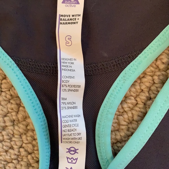 NWT Zuzuzen Active Sports Bra - Size Small - Picture 4 of 4